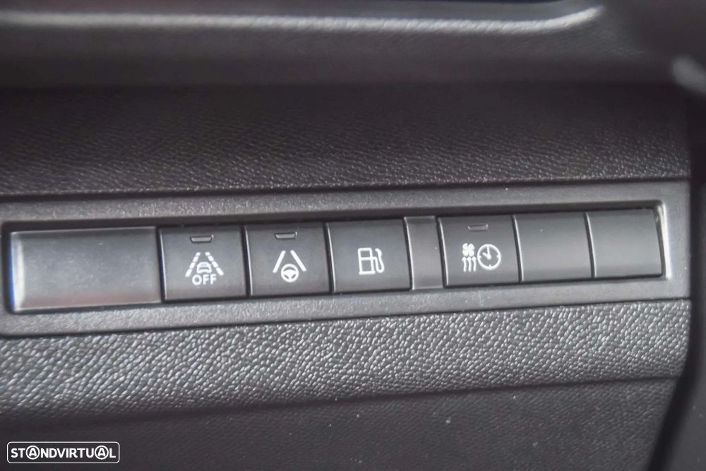 Peugeot 3008 1.6 Hybrid GT e-EAT8 - 21