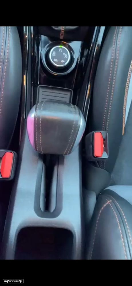 Peugeot 2008 PureTech 110 Stop&Start Allure - 16