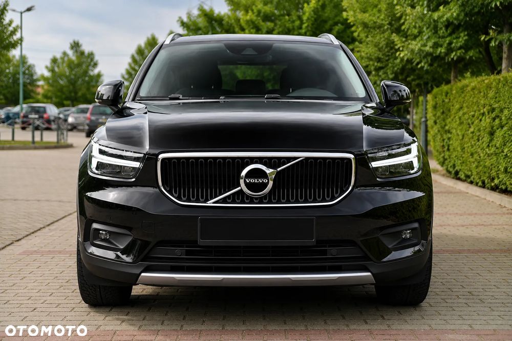 Volvo XC 40 T3 Momentum Pro - 23