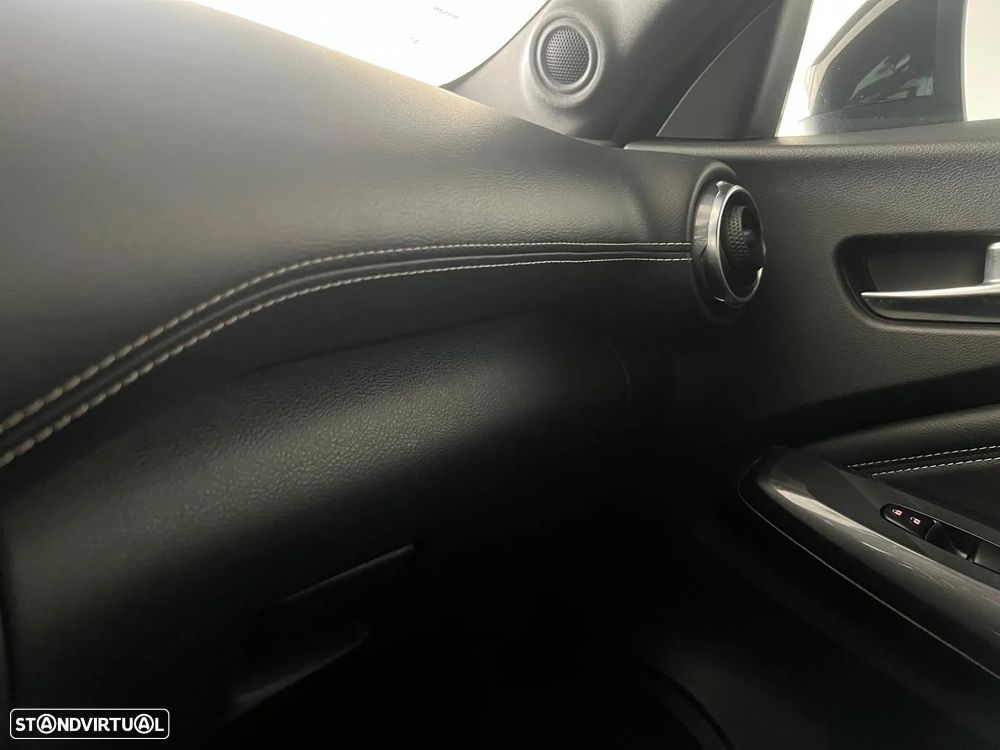 Nissan Juke 1.0 DIG-T N-Connecta - 20