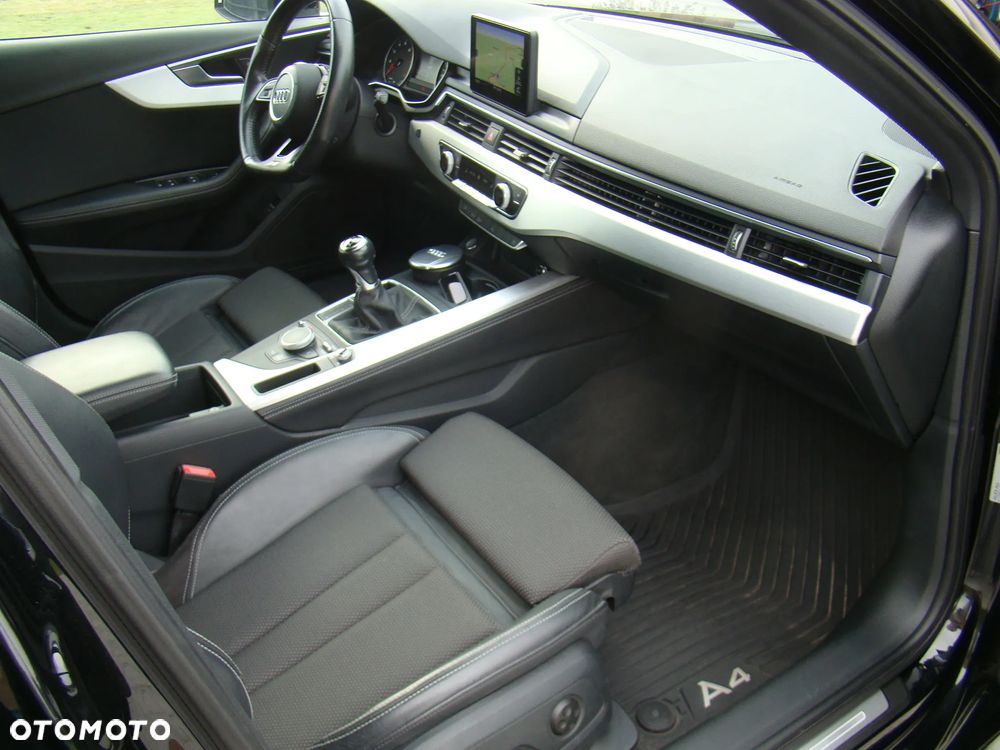 Audi A4 Avant 2.0 TFSI ultra design - 33