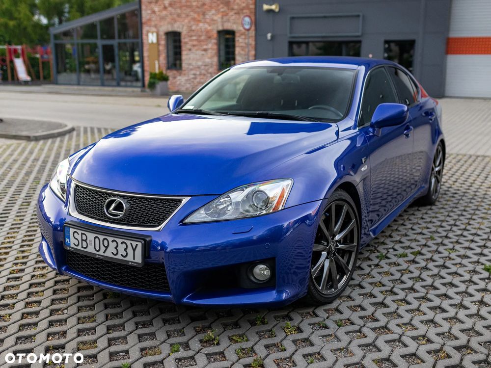 Lexus IS - 11