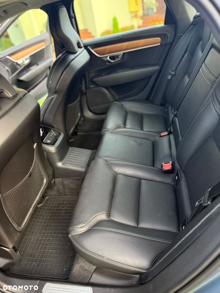 Volvo S90 - 15