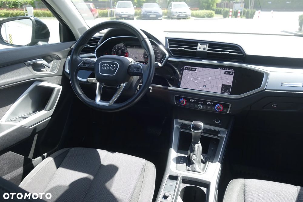 Audi Q3 35 TFSI S tronic - 10
