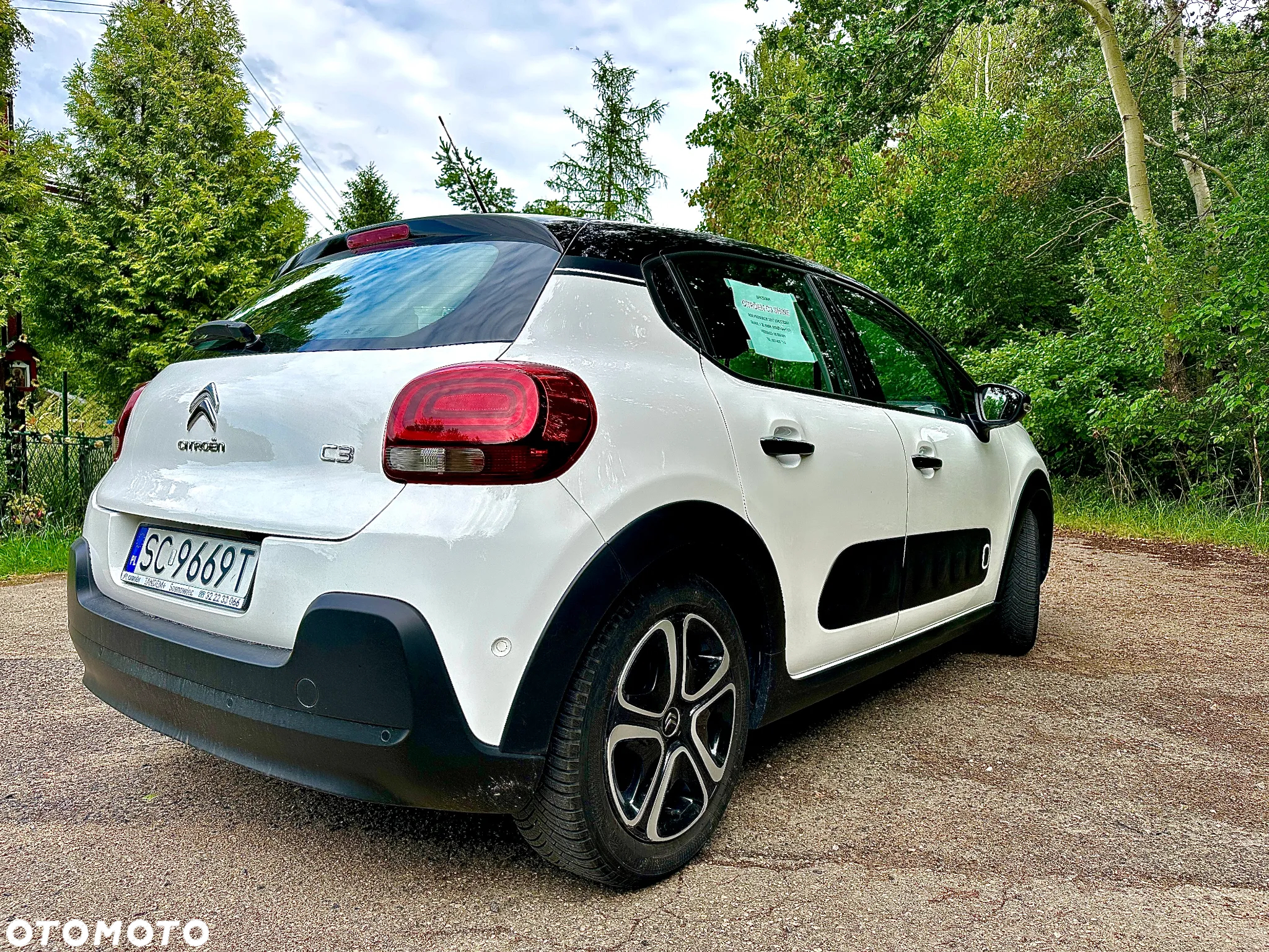 Citroën C3 1.2 PureTech GPF Shine - 4