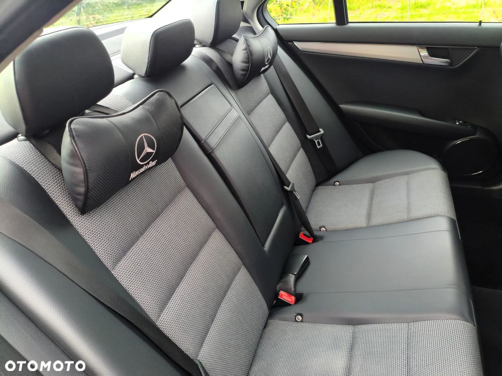 Mercedes-Benz Klasa C 180 Kompressor Automatik Avantgarde - 19
