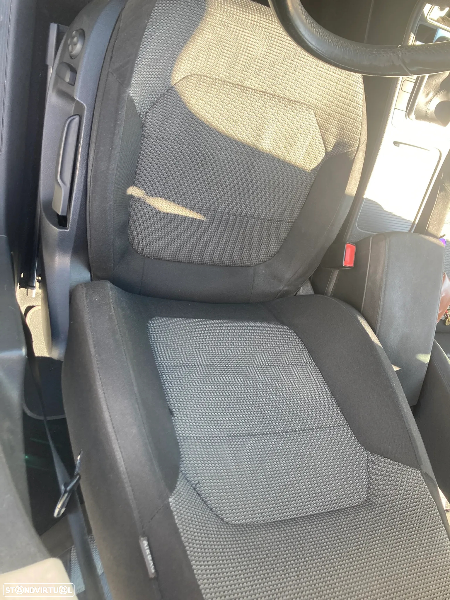 VW Passat 1.6 TDI BlueMotion - 13