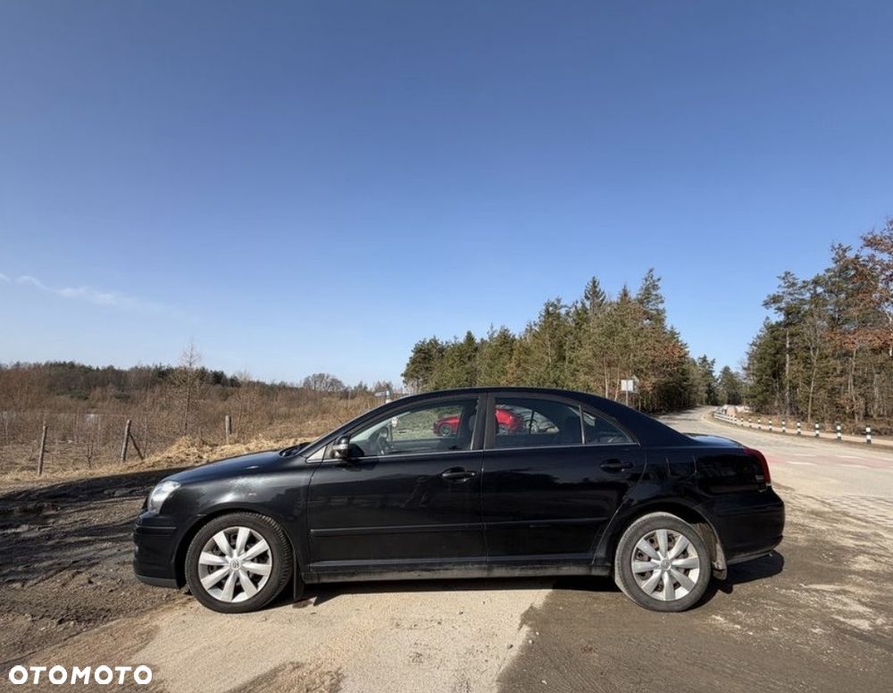 Toyota Avensis 2.0 D-4D Premium - 9
