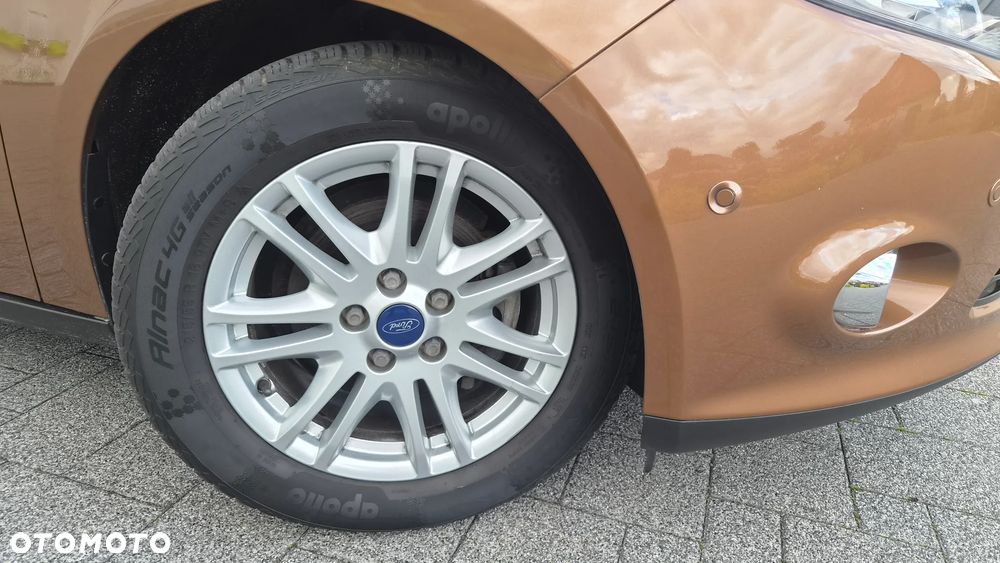 Ford Focus 1.0 EcoBoost STart-Stopp-System TITANIUM - 32