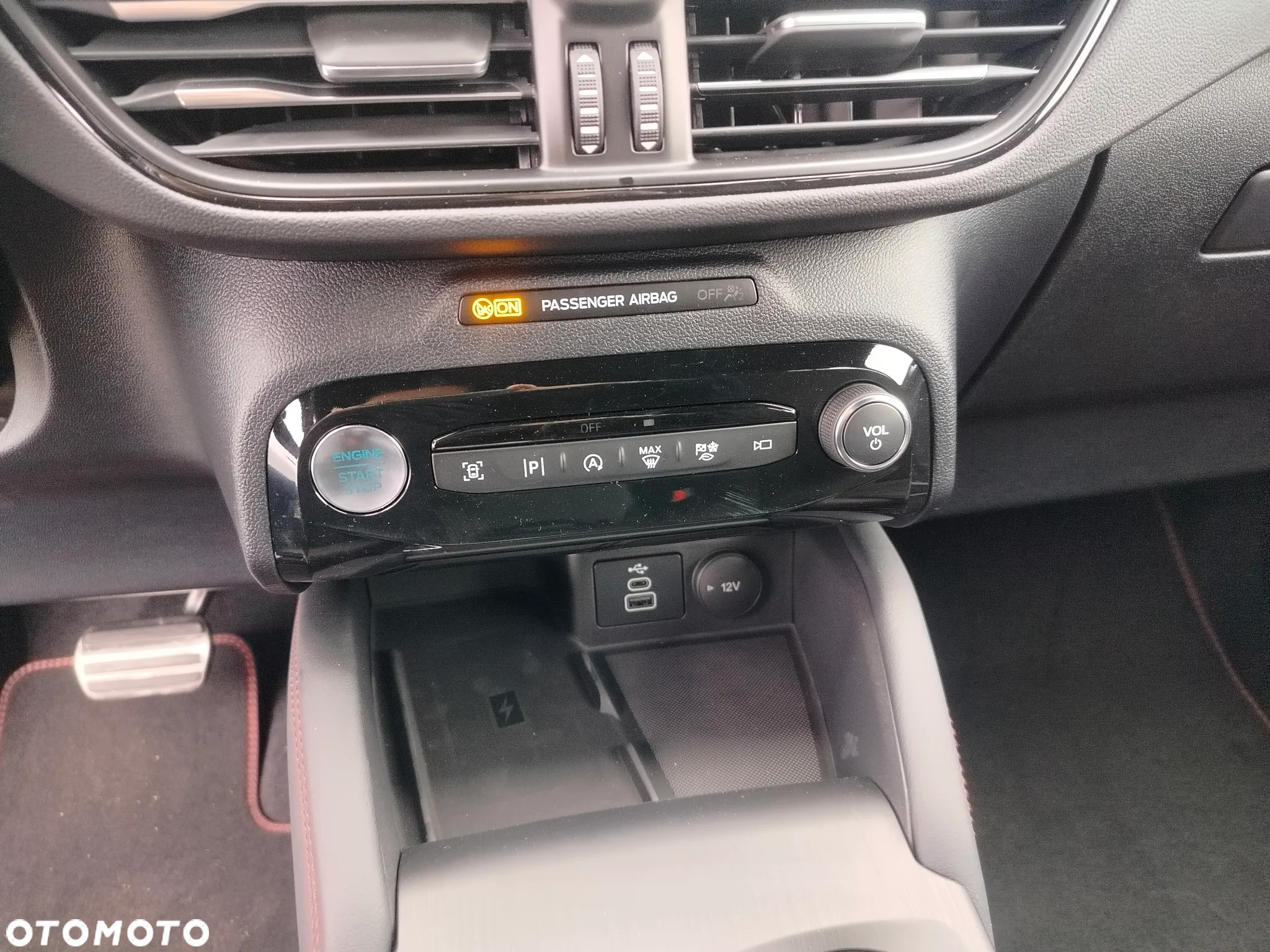 Ford Kuga - 20