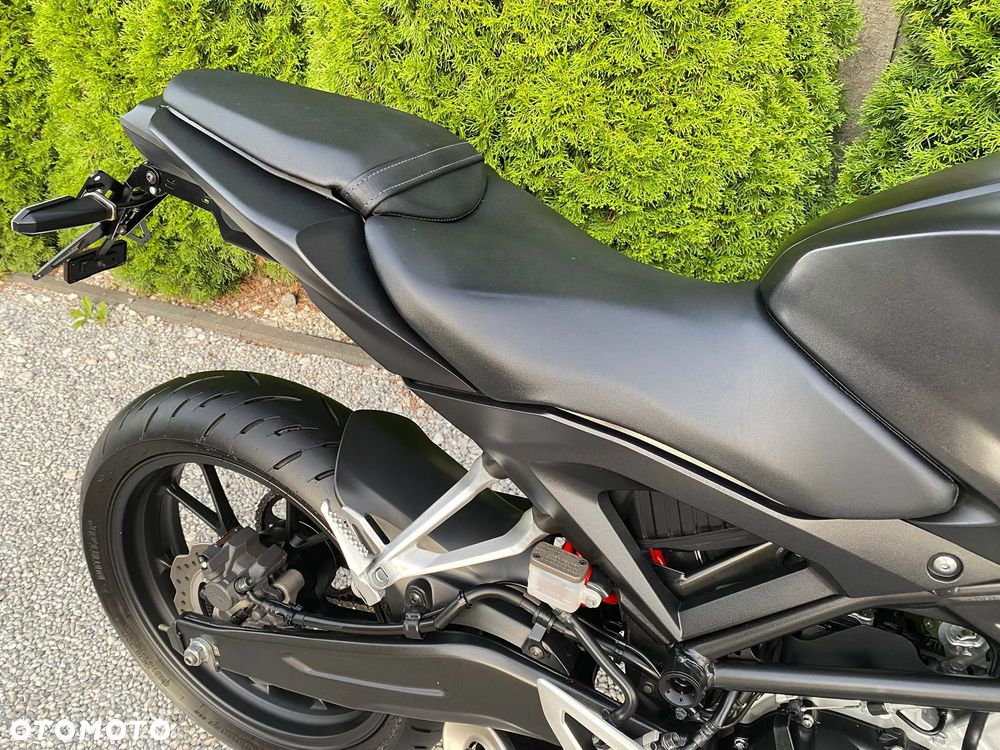Honda CB - 17