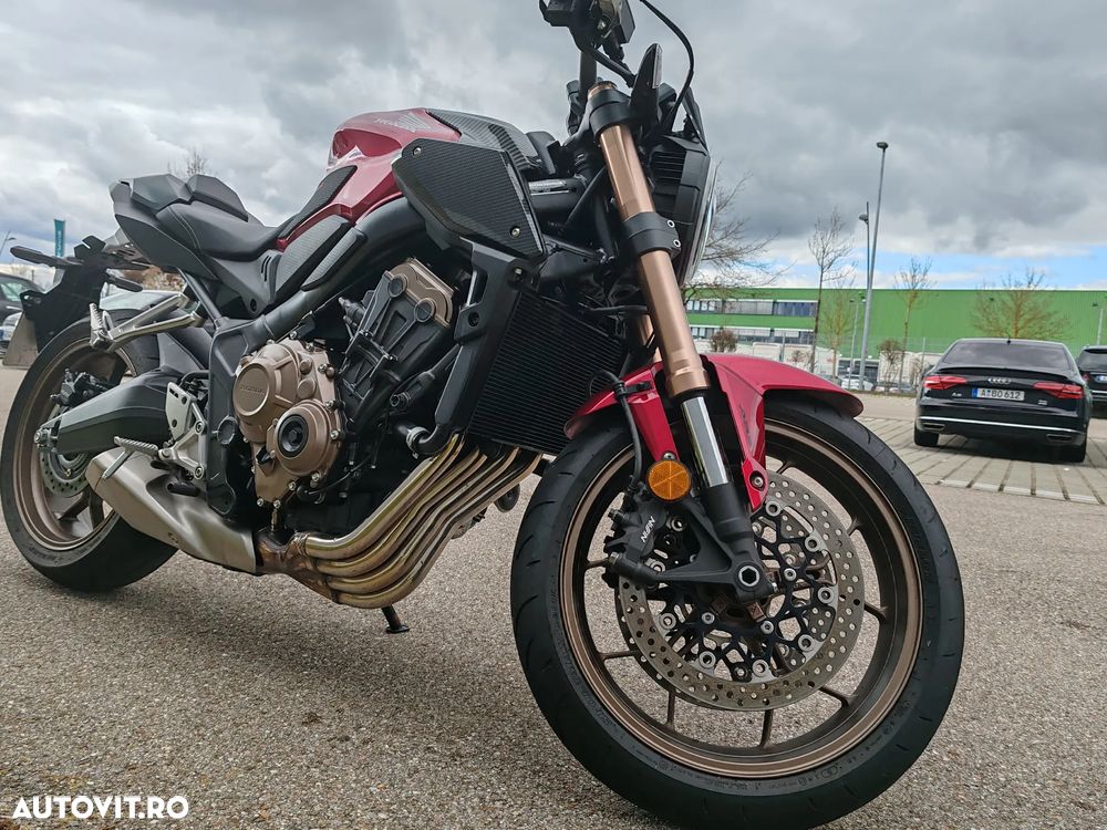 Honda CB 650R - 16