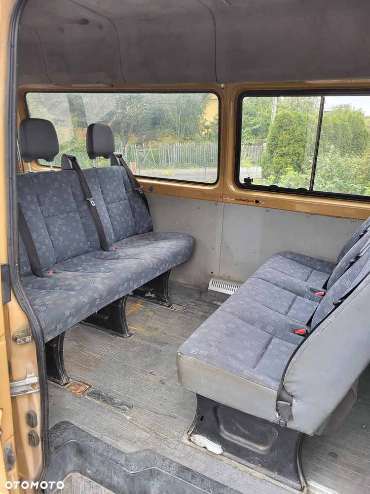 Mercedes-Benz Sprinter - 19