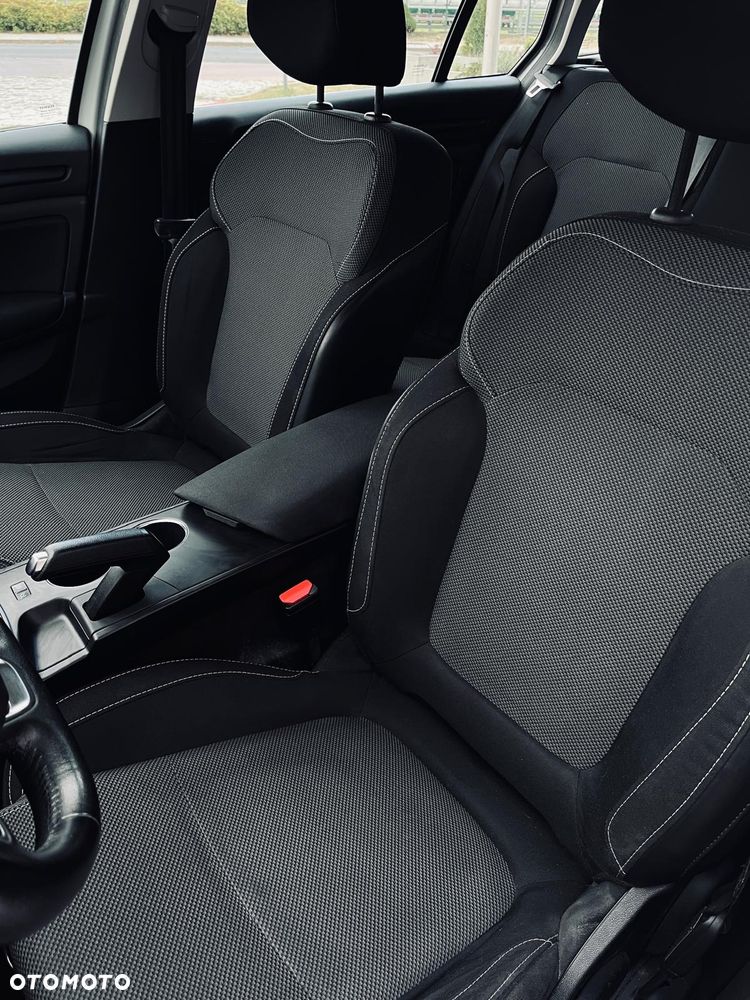 Renault Megane 1.6 SCe Life - 11
