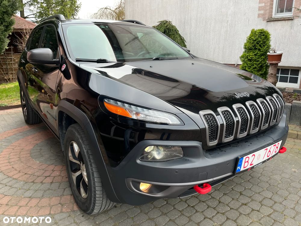 Jeep Cherokee - 2