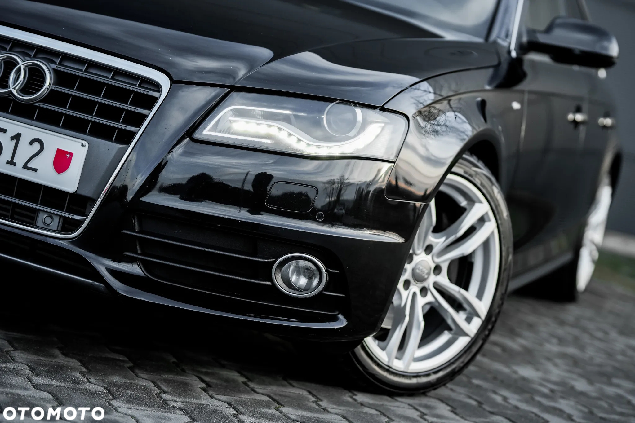 Audi A4 2.0 TFSI Quattro Line S tronic - 5