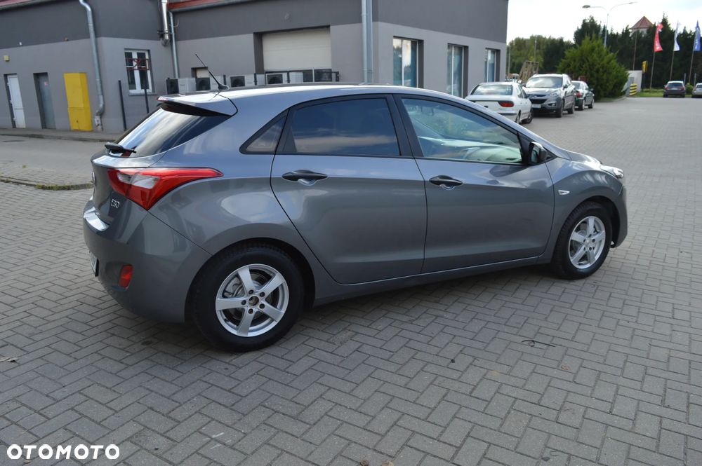 Hyundai i30 i30cw 1.4 Fifa World Cup Edition - 11