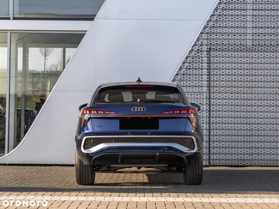 Audi Q3 Sportback 35 TFSI mHEV S-Line S tronic - 3