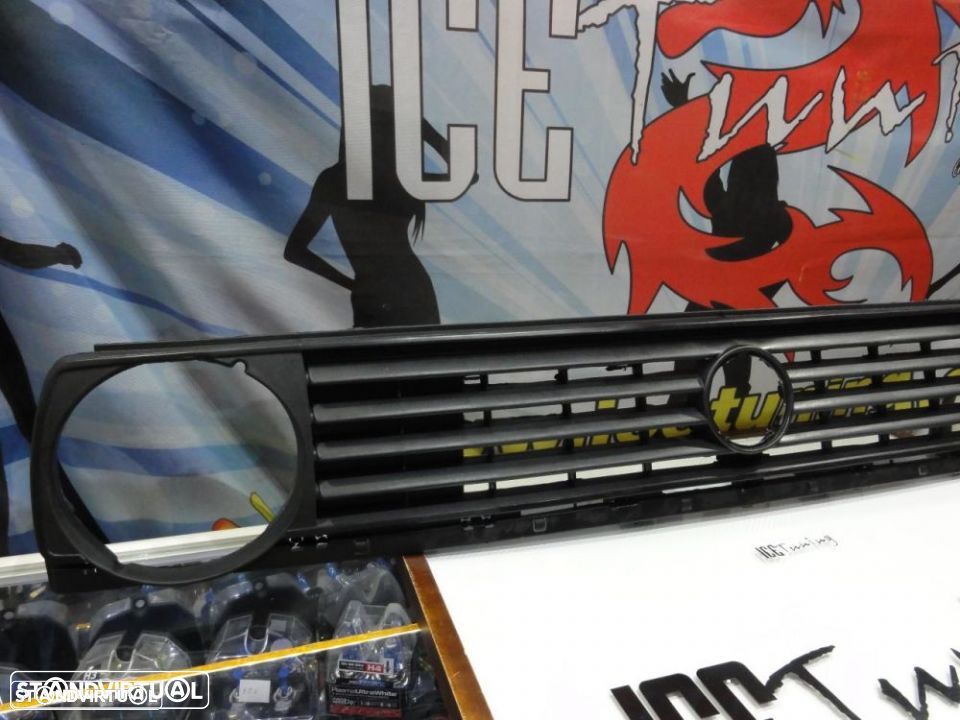 Grelha frontal VW Golf 2 / II com simbolo C/ 2anos de Garantia (material novo) - 2