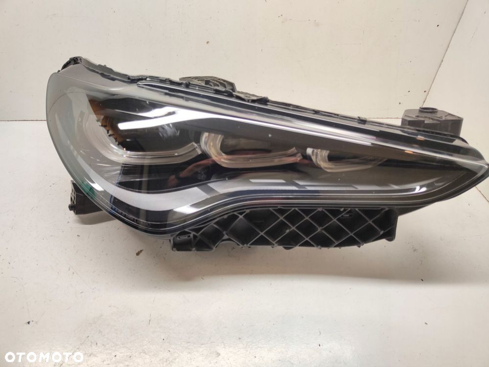 alfa romeo stelvio lift full led lampa prawy przód - 1