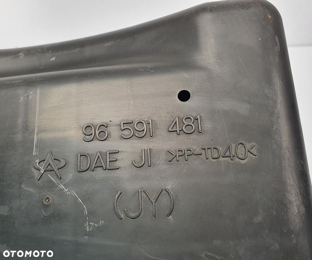 OBUDOWA FILTRA POWIETRZA CHEVROLET MATIZ II 1.0 96591481 - 7