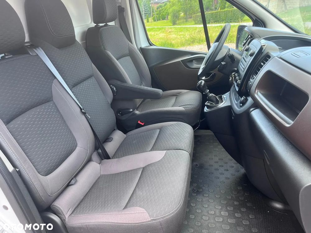 Renault Trafic - 9
