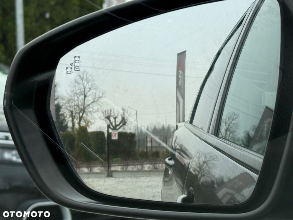 Peugeot 5008 BlueHDI 180 EAT8 Allure Pack - 21