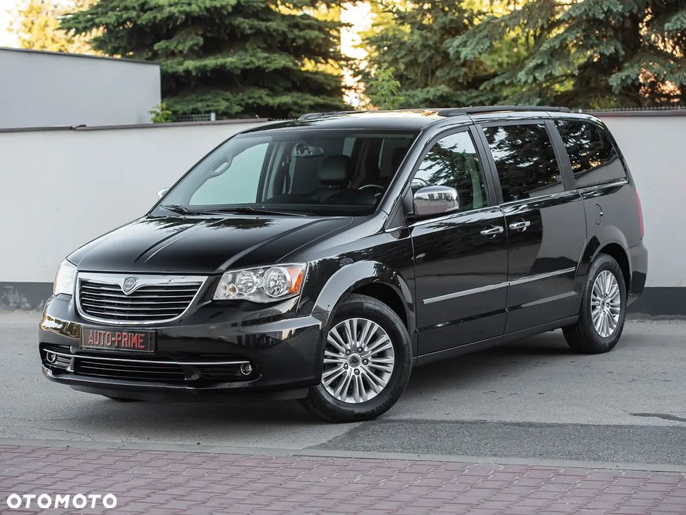 Lancia Voyager - 6