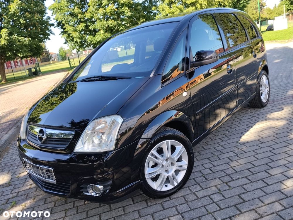 Opel Meriva 1.8 16V Cosmo - 30