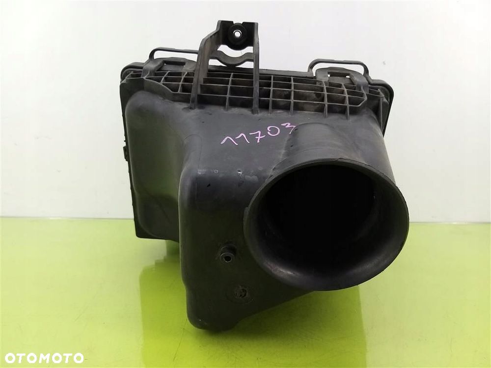 Filtr powietrza obudowa Dodge Magnum 2004-2008 3,5 V6 BENZYNA - 2