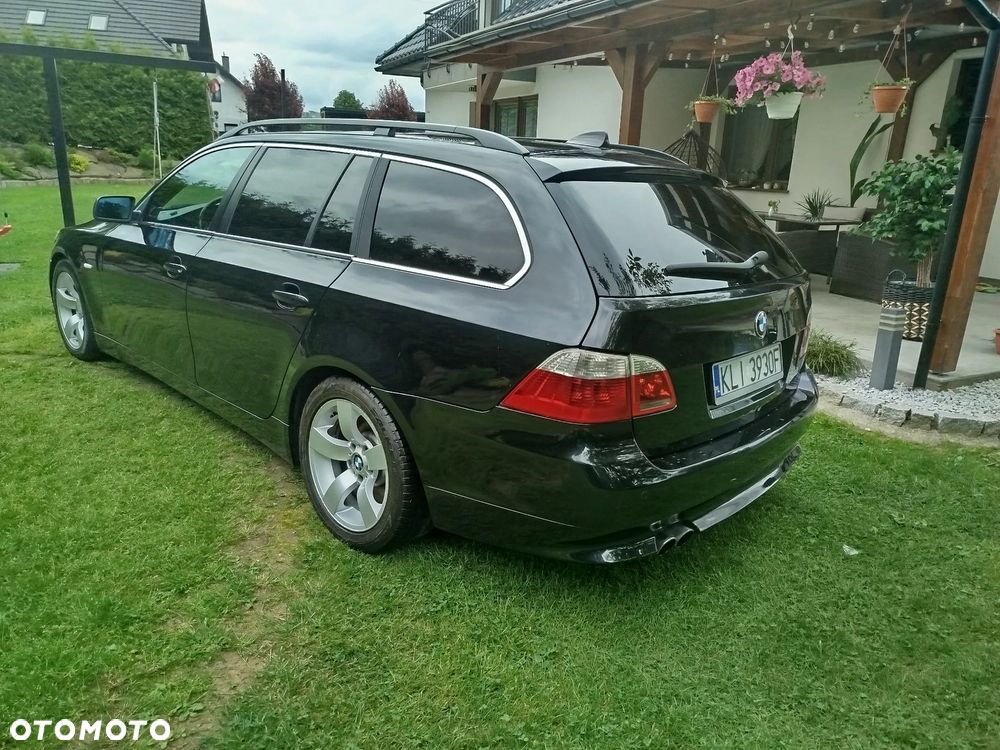 BMW Seria 5 535d - 23