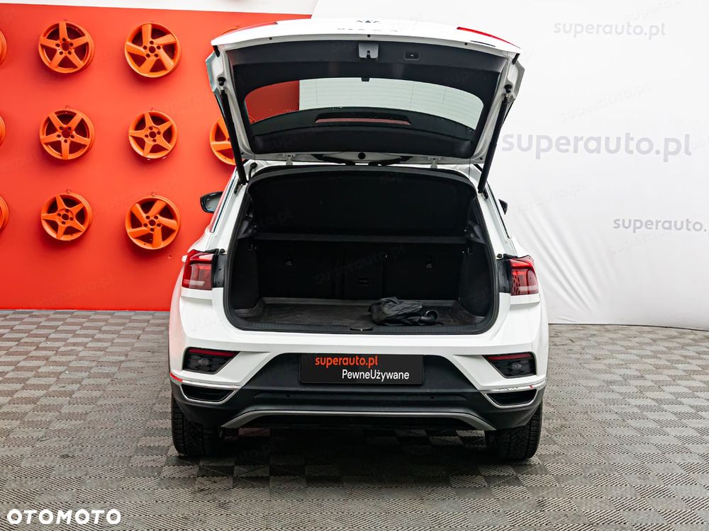Volkswagen T-Roc - 28
