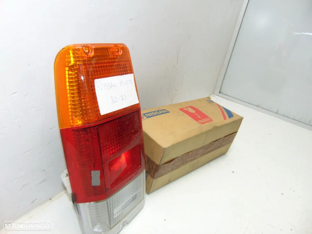 Nissan Vanete farolim - 3