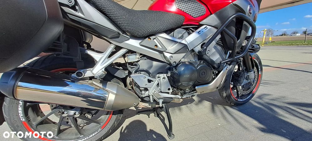 Honda VFR - 10