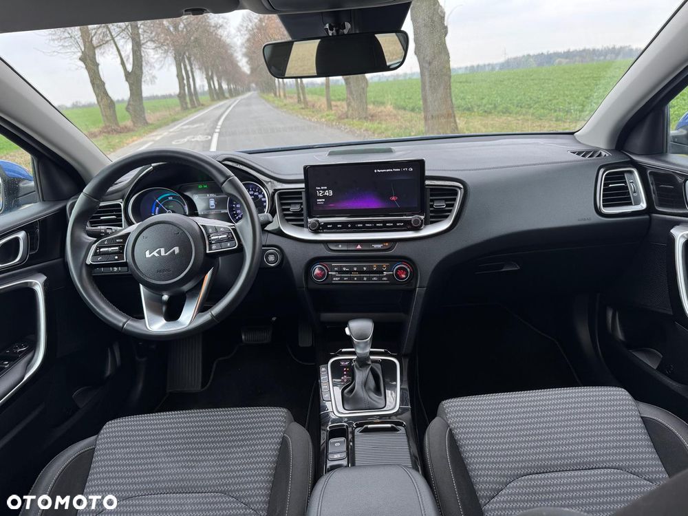 Kia Ceed 1.6 GDI PHEV L Business Line DCT - 26