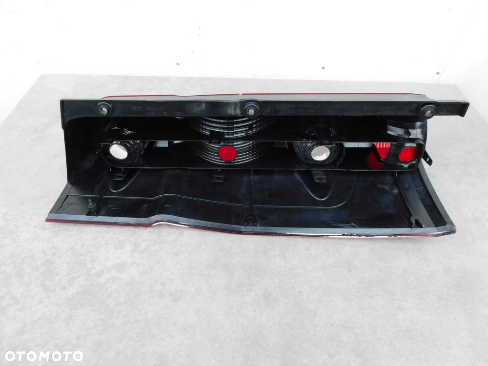 VW Crafter lampa prawa tył od pasażera 06-16r Oryginał Valeo - 4