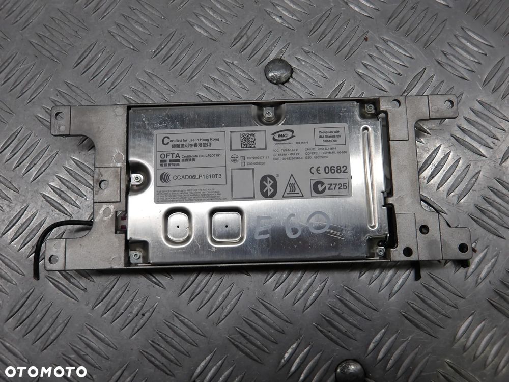 BMW E60 LIFT 07-10 WZMACNIACZ BLUETOOTH 2006DJ1644 - 2