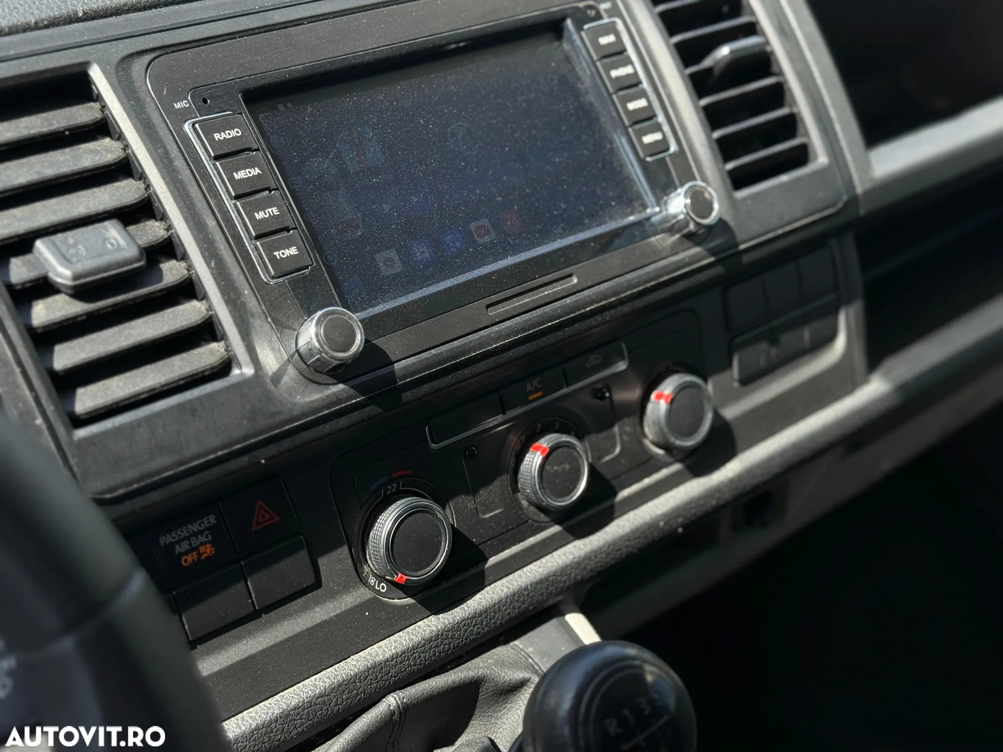 Volkswagen Transporter Sasiu CD T6 2.0 TDI LR - 14