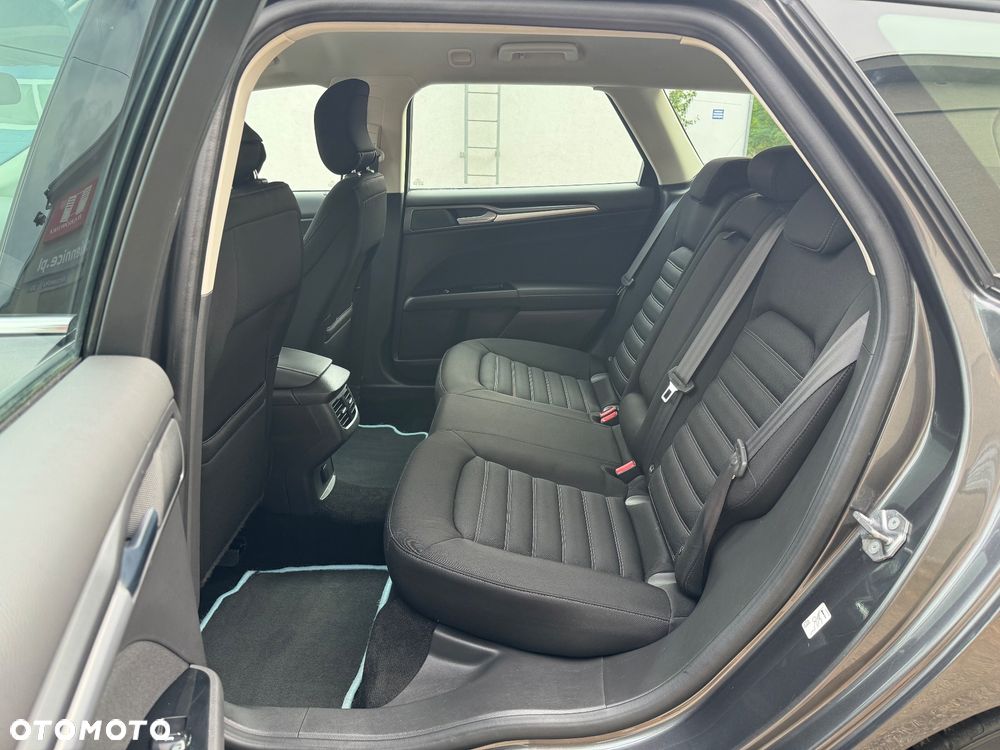 Ford Mondeo - 7