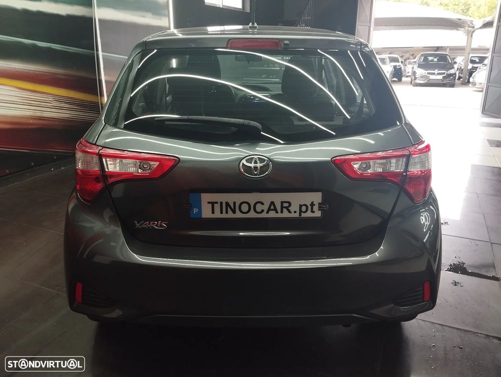 Toyota Yaris 1.0 VVT-i Comfort — fotografia 5