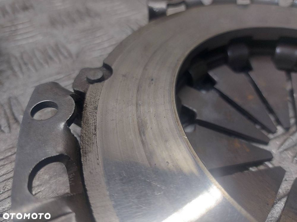 SPRZĘGŁO TARCZA + DOCISK + ŁOŻYSKO OPOROWE VOLKSWAGEN LUPO I 1.0 8V - 5