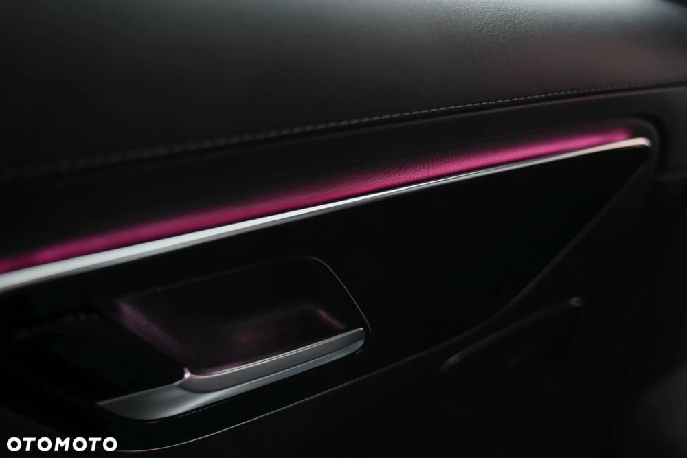 Mercedes-Benz Klasa C 220 d 9G-TRONIC AMG Line - 38