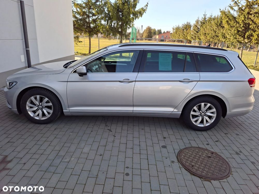 Volkswagen Passat - 5