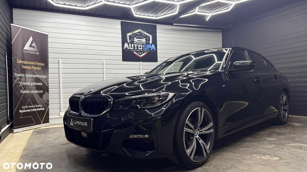 BMW Seria 3 320d xDrive M Sport Shadow sport - 9
