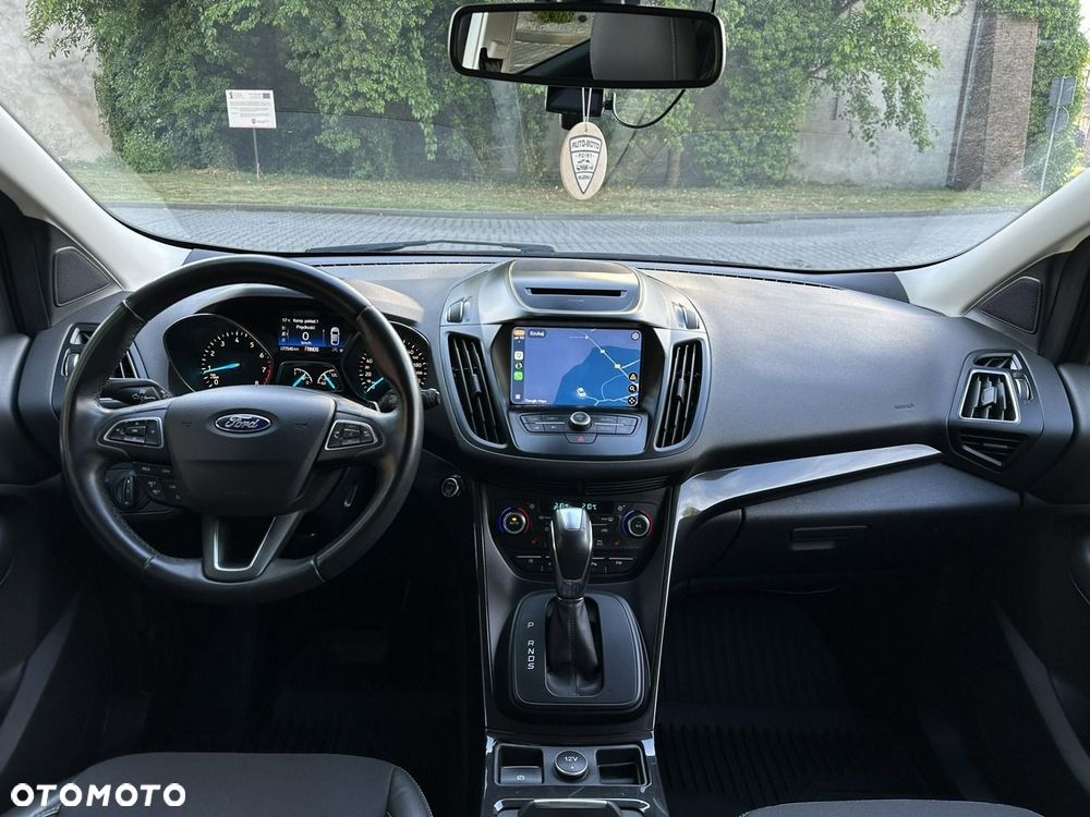 Ford Kuga - 13