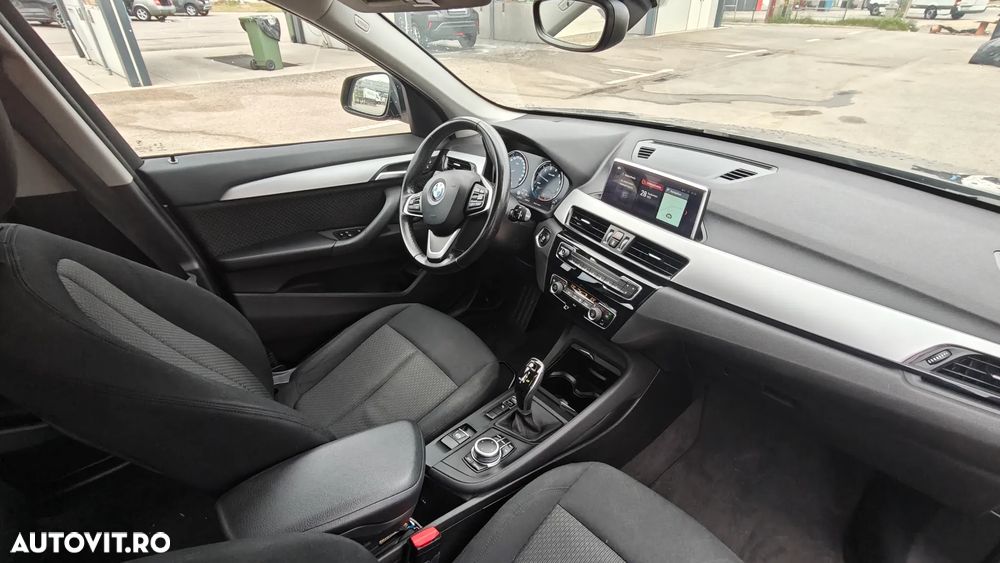 BMW X1 sDrive18i AT - 18