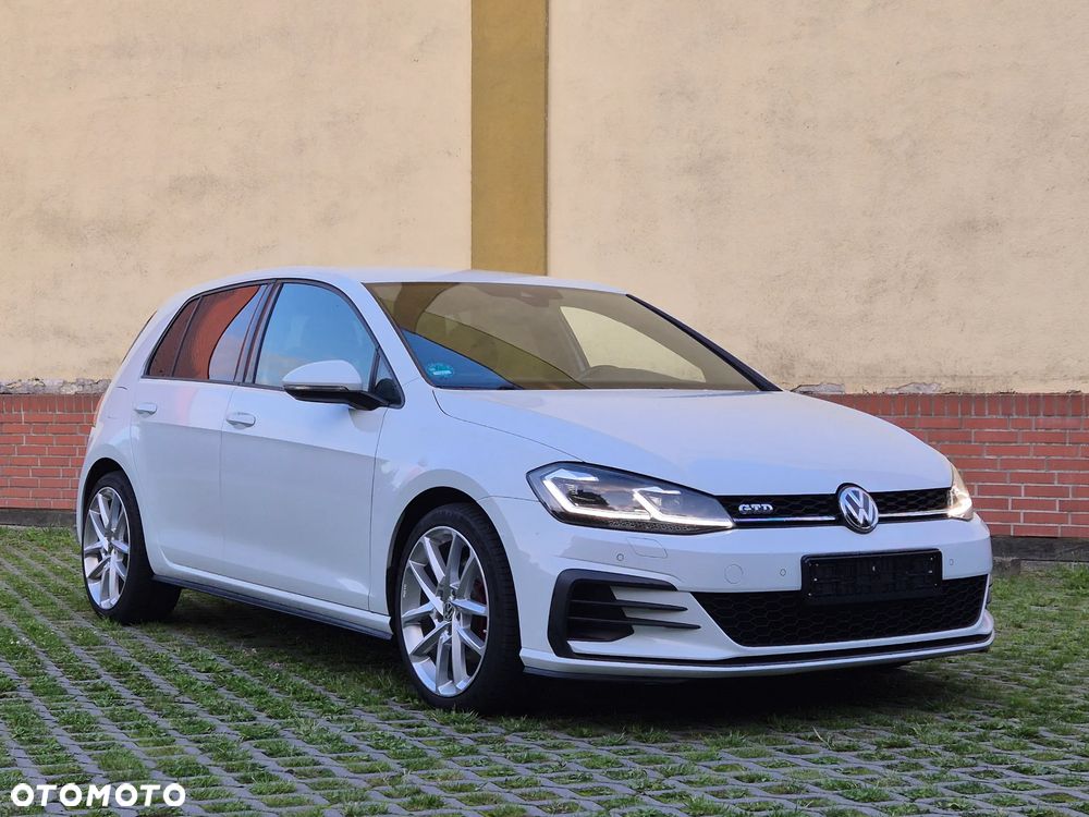 Volkswagen Golf GTD BlueMotion Technology DSG - 2