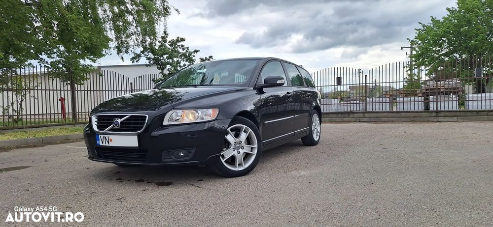 Volvo V50 - 2