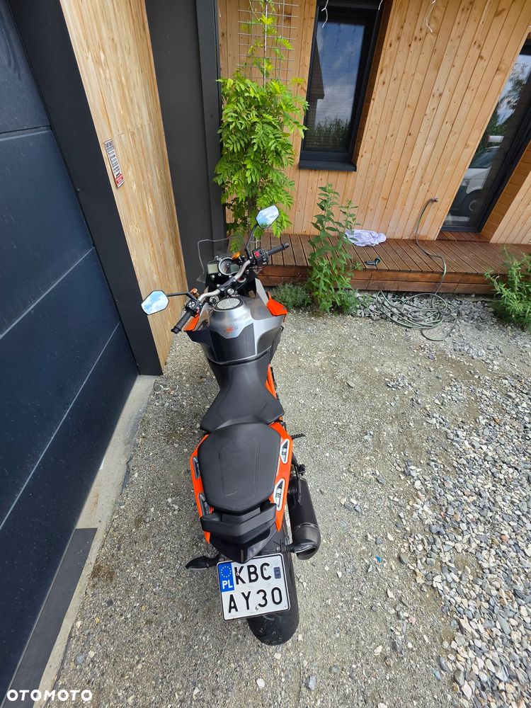 KTM Super Duke - 22