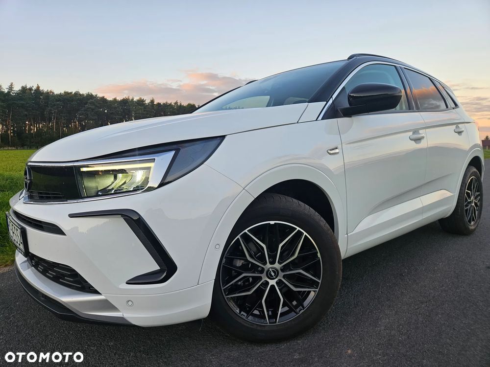 Opel Grandland X 1.2 Start/Stop Business Elegance - 18